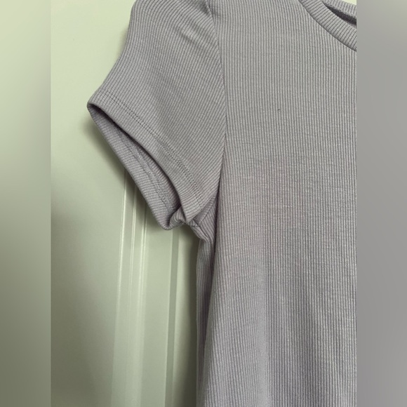 *NWT* GARAGE LIGHT PURPLE RIBBED BABY TEE - MEDIUM - Picture 2 of 5